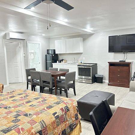 Sunshine Inn & Suites Venice, Florida Venice Gardens Екстер'єр фото