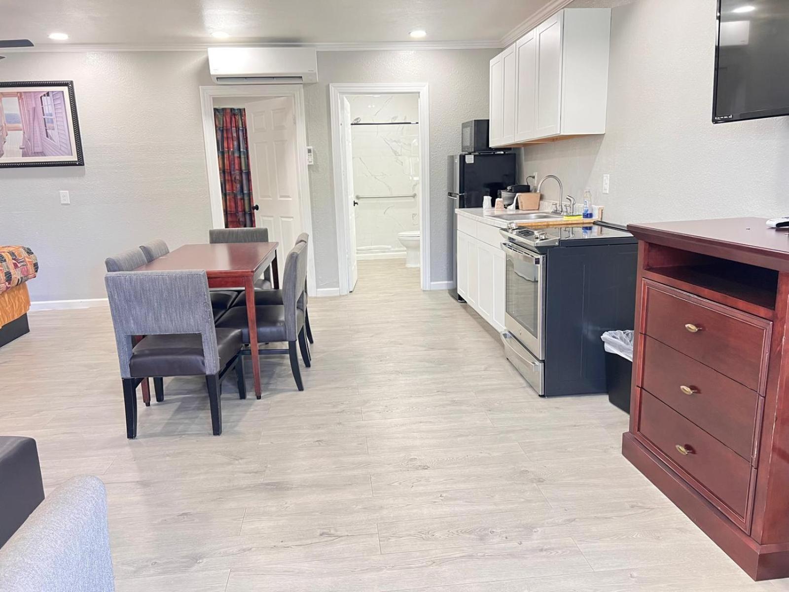 Sunshine Inn & Suites Venice, Florida Venice Gardens Екстер'єр фото