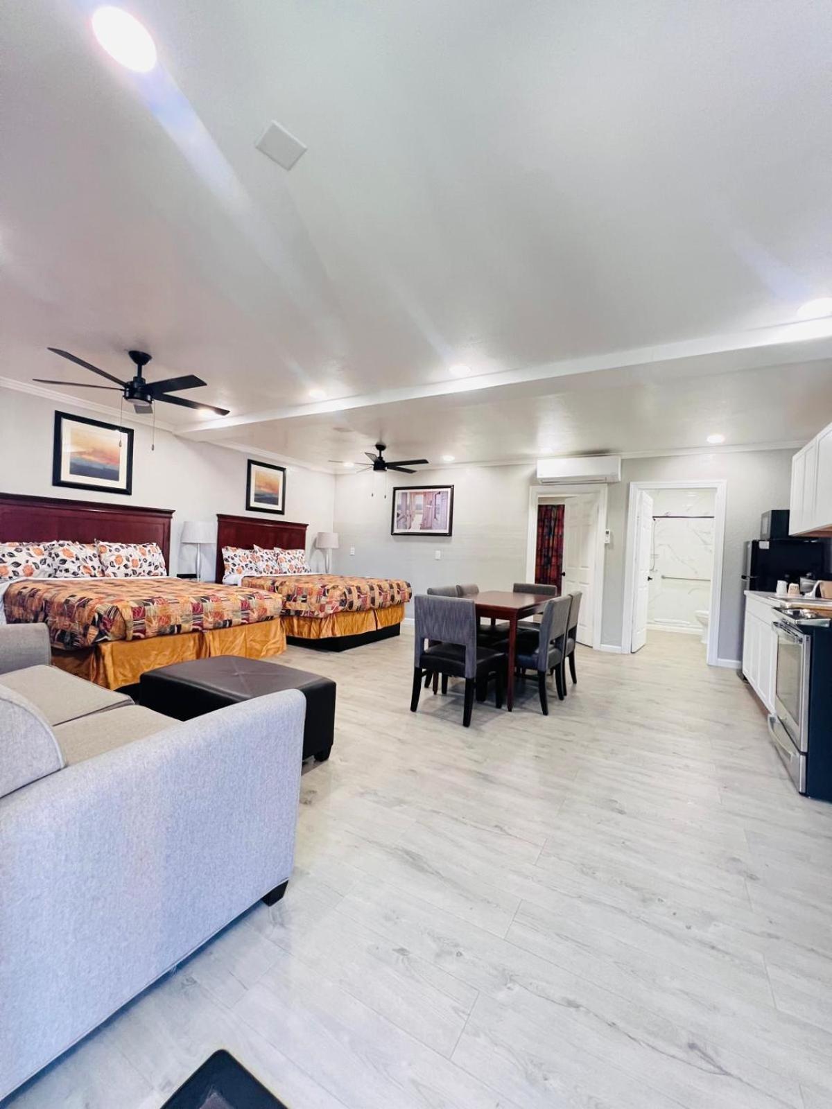 Sunshine Inn & Suites Venice, Florida Venice Gardens Екстер'єр фото