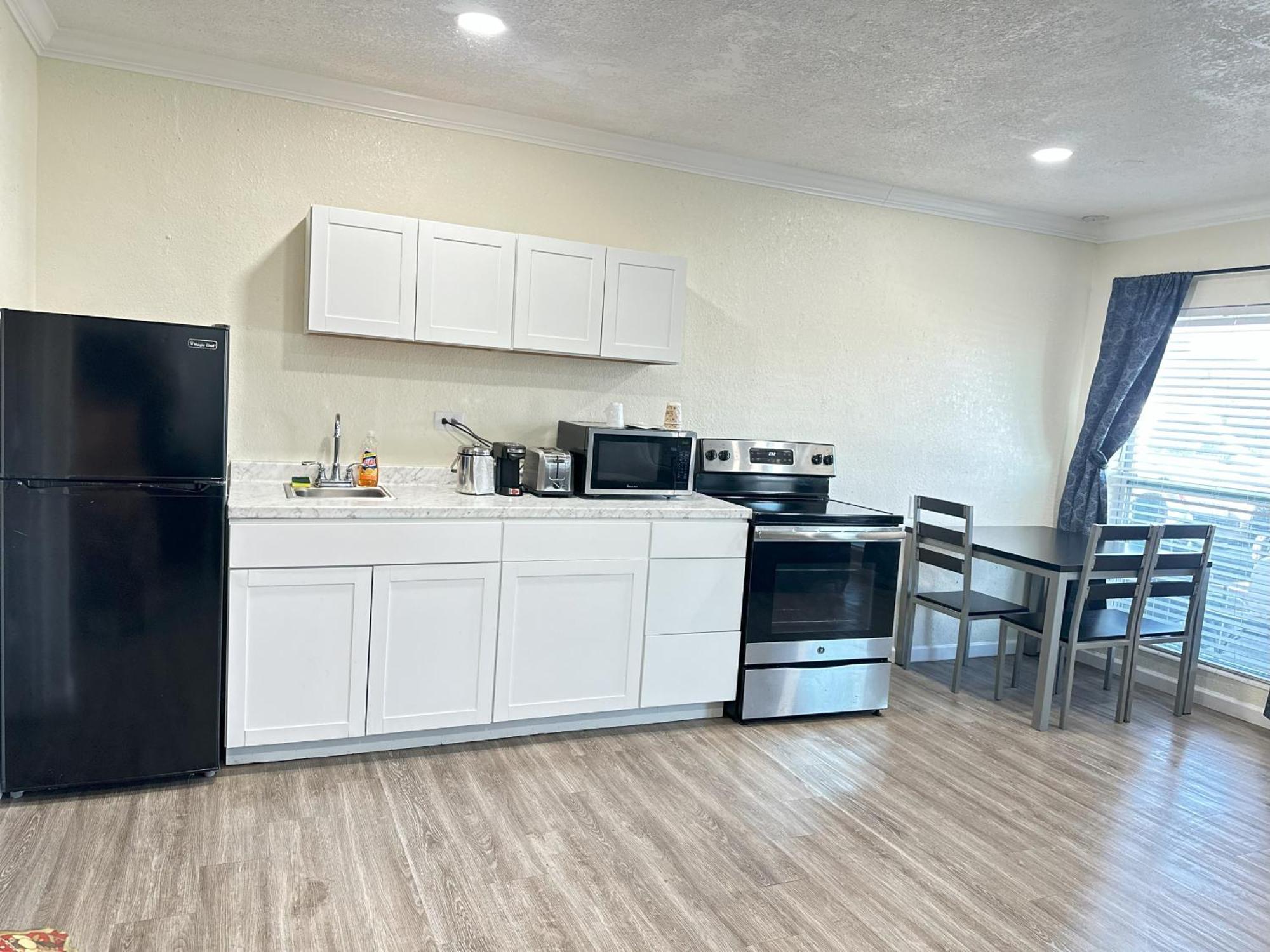 Sunshine Inn & Suites Venice, Florida Venice Gardens Екстер'єр фото
