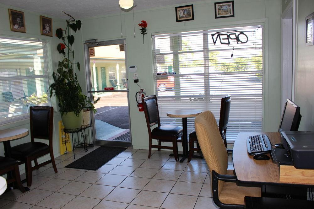 Sunshine Inn & Suites Venice, Florida Venice Gardens Екстер'єр фото