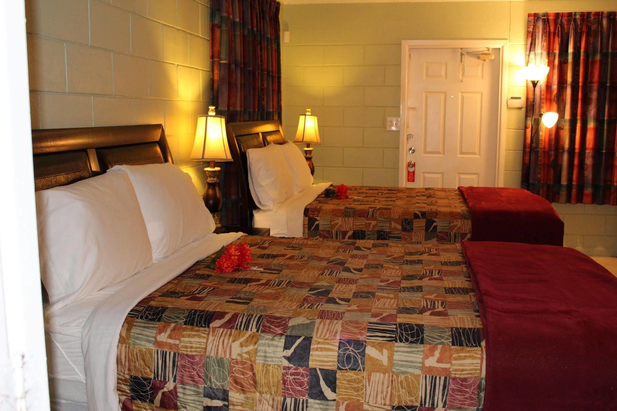Sunshine Inn & Suites Venice, Florida Venice Gardens Екстер'єр фото