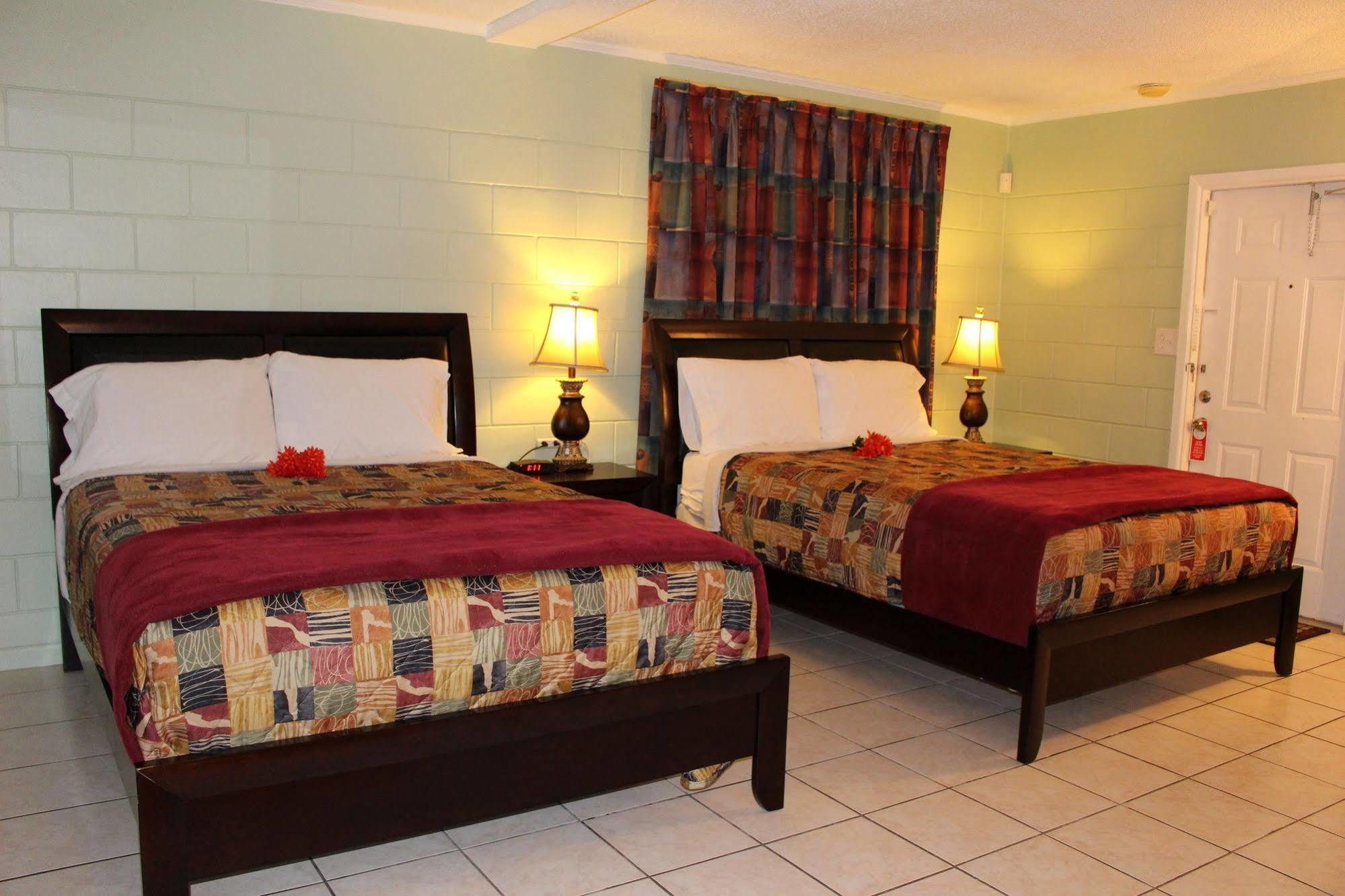 Sunshine Inn & Suites Venice, Florida Venice Gardens Екстер'єр фото